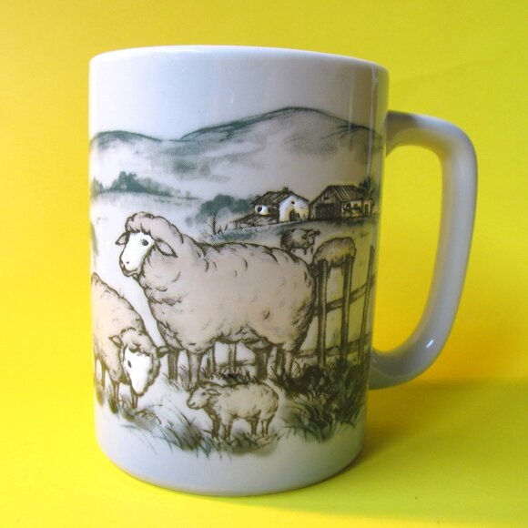 Otagiri Other - Otagiri mug with country view and sheep